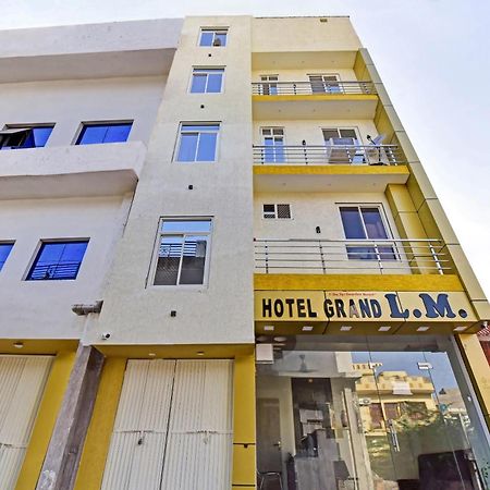 Hotel OYO 82023 Grand L M Ajmer Exterior foto