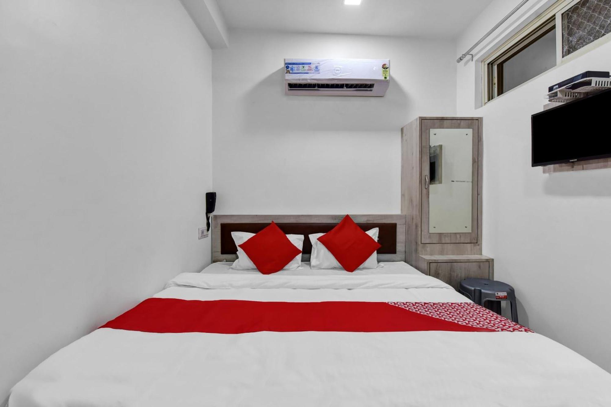 Hotel OYO 82023 Grand L M Ajmer Exterior foto