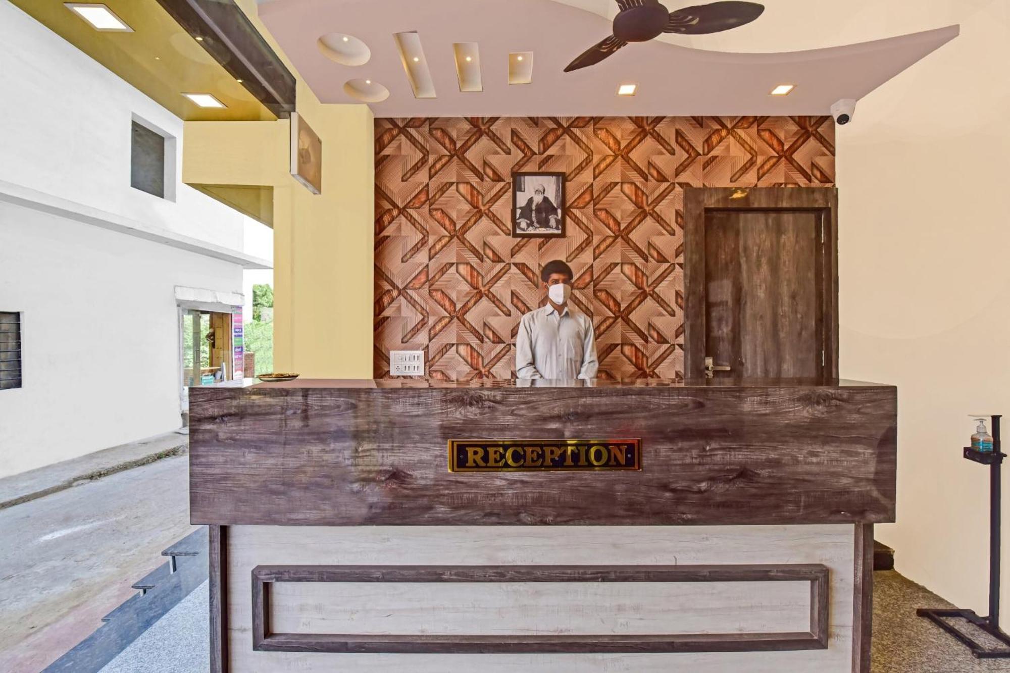 Hotel OYO 82023 Grand L M Ajmer Exterior foto