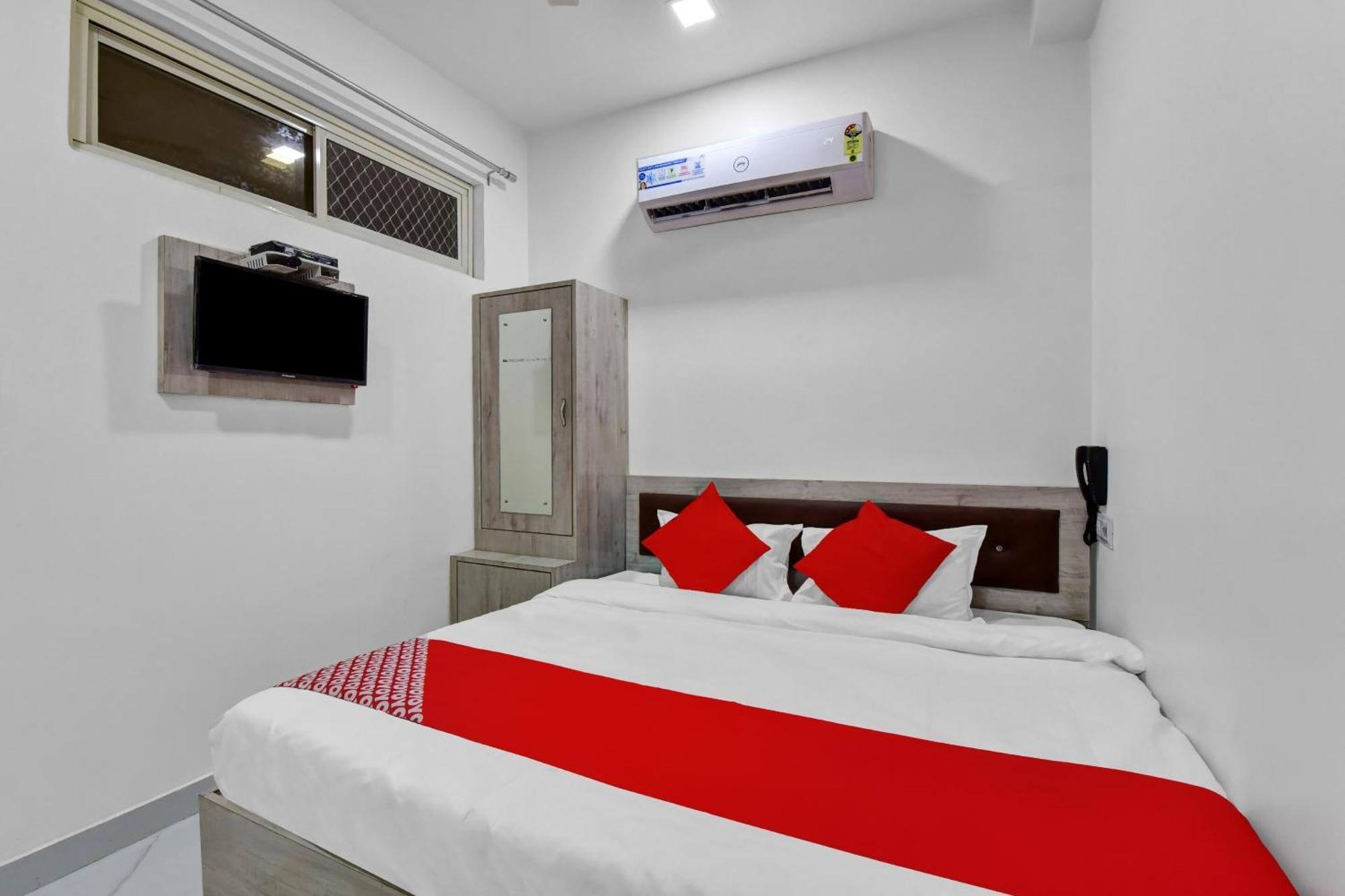 Hotel OYO 82023 Grand L M Ajmer Exterior foto